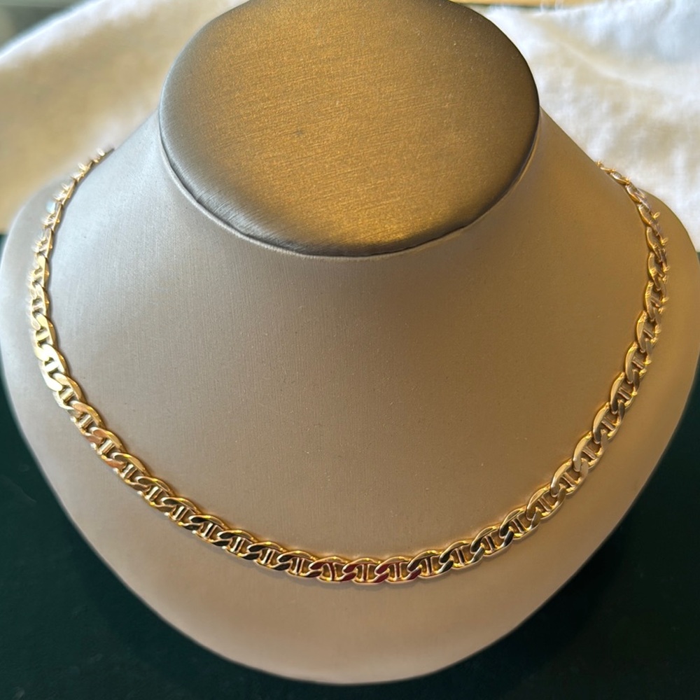 Elegant LAMINADE Chain Necklace